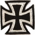 3. Keltský kříž neonacisty uţíván místo zakázané svastiky.