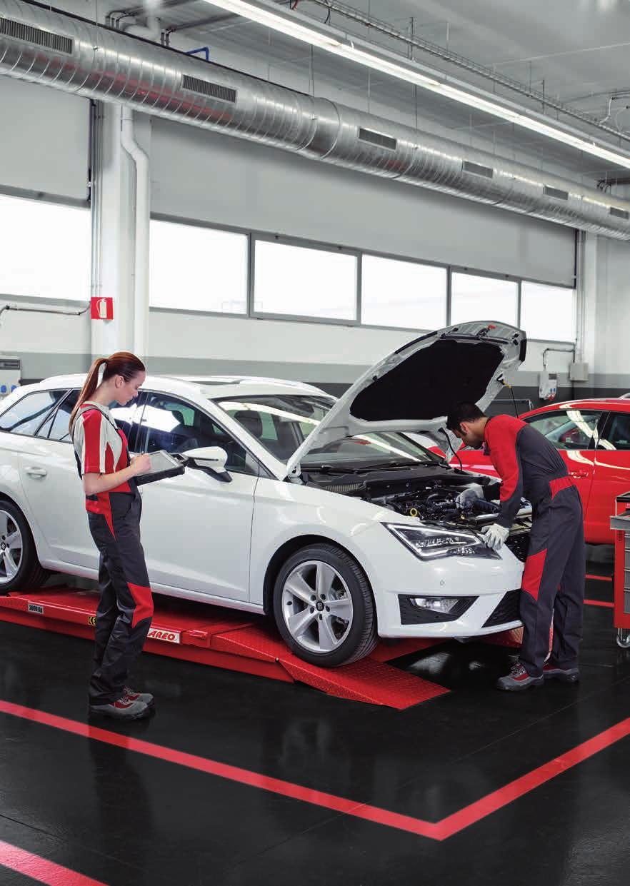 08 Zapalovací svíčky Motory starších vozidel pracují s nízkým tlakem ve spalovacím prostoru.