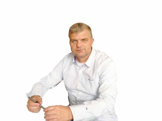 32 rozhovor Večerníku DIVÁCKÉ NÁVŠTĚVY JSOU ZA OČEKÁVÁNÍM Šéf Jestřábů Jaroslav Luňák pohovořil exkluzivně o síle týmu, přáních pro play-off i rekonstrukci Víceúčelové haly PROSTĚJOV Již téměř pět