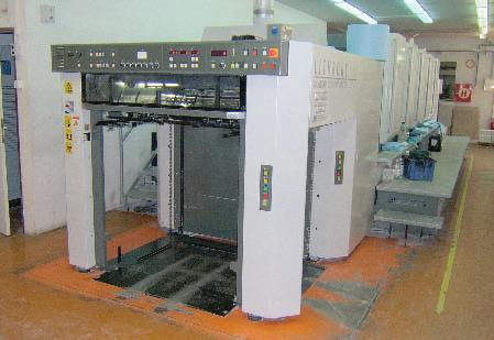 Svět tisku 03/2008 85 LS-540 v TNM Printu hého stroje Lithrone S-440 se v předstihu zaučili na stroji Lithrone S-540.