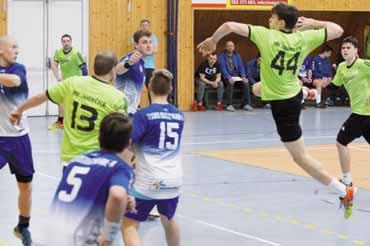 míčové sporty 39 Kostelečtí vyfasovali od Ivančic málem čtyřicítku KOSTELEC NA HANÉ Hodně FOTOGALERIE A tím znovu odskočil do výraznějšího náskoku (17:24, 20:28). hrozil skutečně krutý debakl.