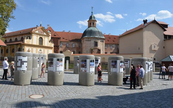 října. Součástí zahájení byla také přednáška architekta Mirka Vodáka o architektonických soutěžích v Čechách a na Moravě.