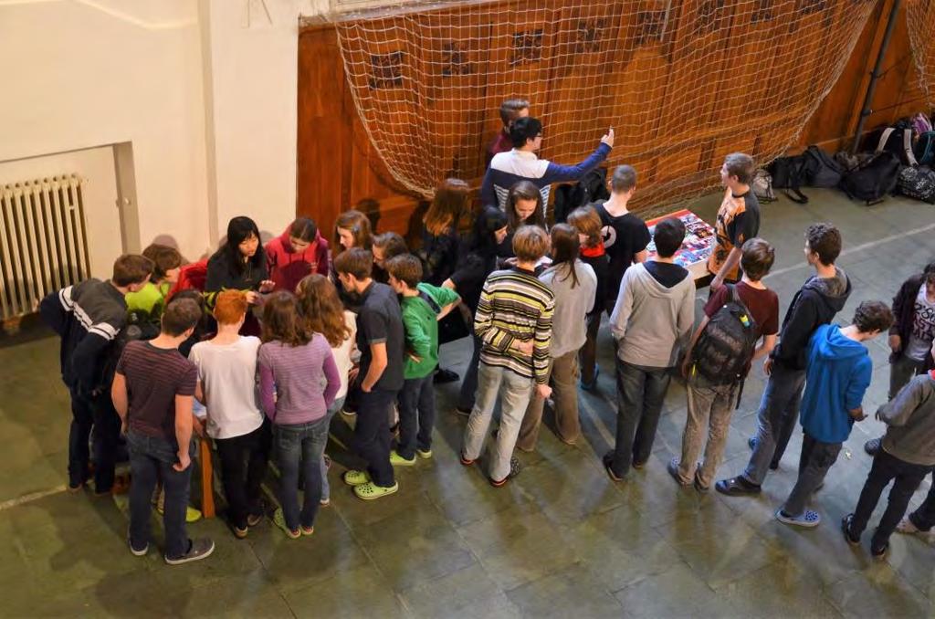 Předmětová komise dějepis Výuka dějepisu odpovídá standardům školy.