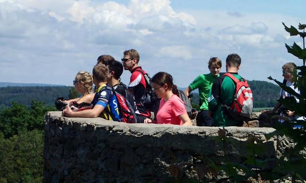 Obrázek 17 Cyklokurz Všeobecný tělovýchovný a turistický kurz 13. 17. 6. 2016 Kurzy se již tradičně uskutečnily ve výcvikovém středisku Univerzity Karlovy v Poříčí u Strakonic.