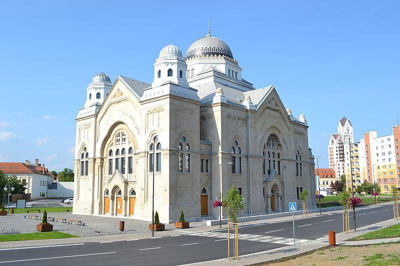 Nasledovali stručné organizačné pokyny od hlavného organizátora Ing. Pavla Fodora. Tentokrát už v piatok pripravili malú poznávaciu súťaž o Lučenci City hunting.