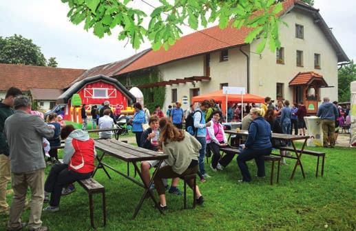 Bartákovi, CSc. (85 let). V sobotu 27. května 2017 doputovala cena manželům Šelongovým do Pustějova na Novojičínsku.