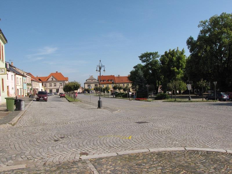 Cílový stav do roku 2020: Město Kouřim je čisté uklizené, bez psích exkrementů, bez odpadků a nedopalků cigaret v ulicích.