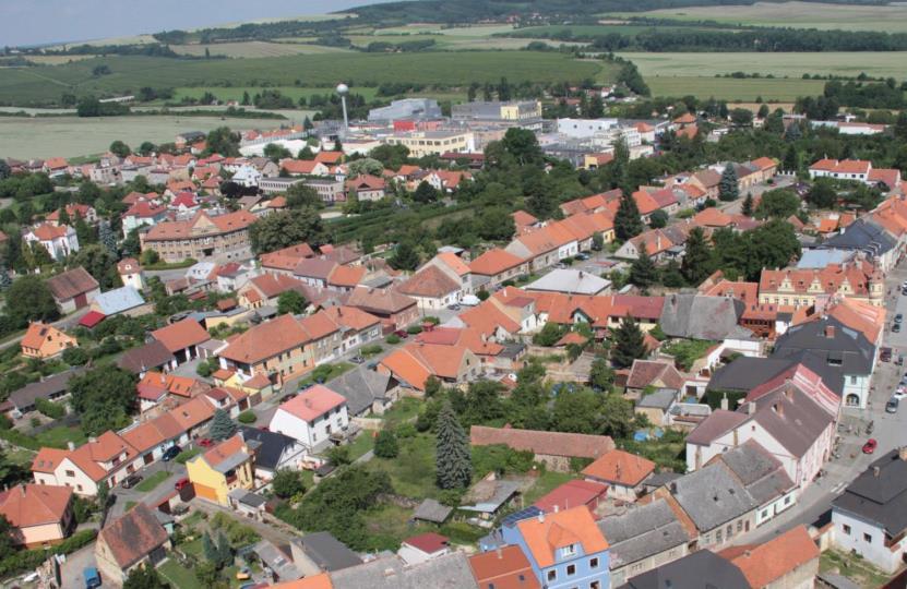 o městskou knihovnu pro služby o zázemí pro technické služby města o zázemí pro činnost JSDH o odpovídající prostor pro další služby Pro zdravotnictví o Zdravotní středisko ul.