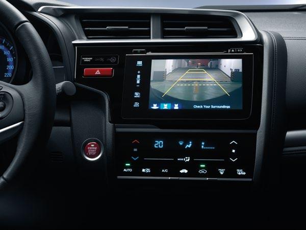 ELEGANCE Přední hlavové opěrky zmírňující hyperflexi krku ABS (protiblokovací brzdový systém) Elektronické rozdělení brzdné síly Brzdový asistent Stabilizační systém vozidla Asistent pro rozjezd ve