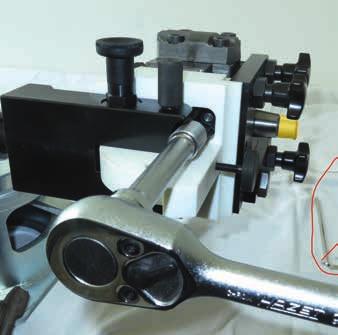 Naftové čerpadlo Common Rail DV6C Ford DV6C PSA 7.8 Přetlakový ventil K montáži si připravte: Nástrčný klíč 2910000443700 (popř. díl ze sady nástrojů B) 1.