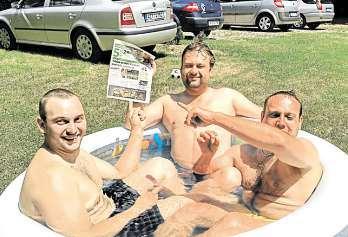 Přeci jennese podtitul Festival dobré nálady Jsem spolupořadatelem festivalu třetím rokem, ale je pro mě naprosto srdeční záležitostí. Se svou kapelou Doctor P.P. jsem na něm mnohokrát hrál a zažil s kamarády spoustu nádherných příhod, o čemž ráda vypráví festivalová ochranka (smích).