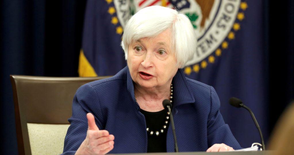 Ekonomika a finance Americká centrální banka chce začít kvantitativní utahování Rada americké centrální banky (FED) se na svém posledním zasedání dohodla, že bude držet nadále klíčovou sazbu v