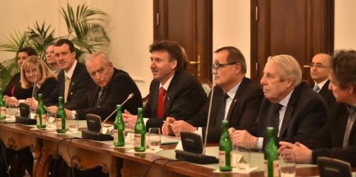 jejich kotrolí a discipliárí čiosti Účastíky meziresortího připomíkového řízeí komory