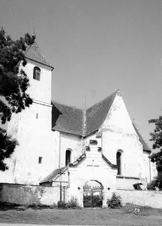 Zástavba, sestávající z nûkolika vût ích usedlostí a z mlad- ích chalup, je soustfiedûná kolem cesty z Obratanû ke dvoru Josafat na pomûrnû pfiíkrém svahu údolí.