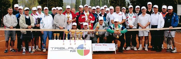 OZNAMY/LISTY Žilinčania dali bodku za sezónou V areáli Tenisového klubu Žilina sa v sobotu 29.9. lúčili všetci členovia klubu a priatelia tenisu s letnou sezónou 2007.