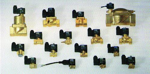 Solenoidové ventily pro automatizaci (voda, vzduch, neteãné plyny, lehké oleje) pro vysoké teploty (pára a horká voda) pro paliva (zemní plyn a topné oleje) Obecné údaje Solenoidové ventily jsou