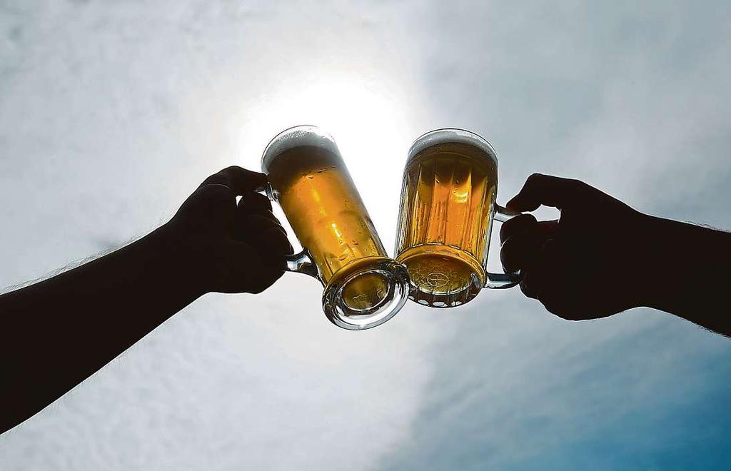 Kde se pivo vaří... Výroba zlatavého moku má unás kořeny zapuštěné hodně hluboko. Nejinak je tomu ve Středočeském kraji.