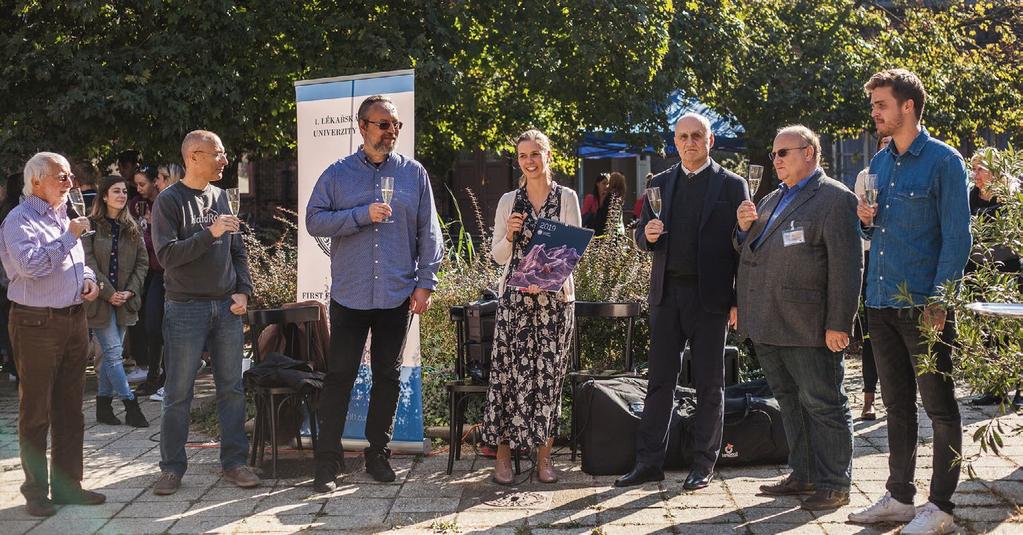 jednička objektivem Jako již tradičně začátkem akademického roku na naší fakultě nechyběla akce Jednička na startu,