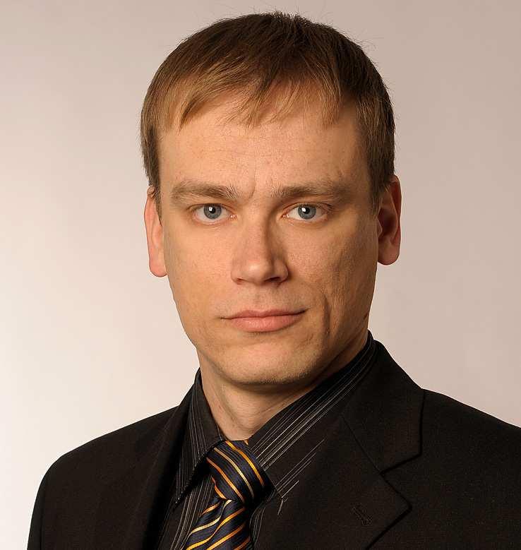 1/2011 Vranovský hlásnik strana 4 POSLANCI MESTSKÉHO Z V komunálnych voľbách, ktoré sa konali 27. 11. 2010 sme volili primátora mesta a poslancov mestského zastupiteľstva na nasledujúce štyri roky.