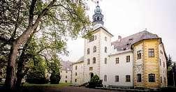 Ocenění si zasloužili za třídění odpadu. Vněm jsou Bohumínští druzí nejlepší v Moravskoslezském kraji. Loni vytřídili 908 tun separovaného odpadu. To je odeset tun více než vpředchozím roce.