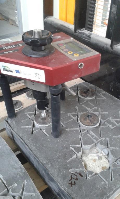 přístroj firmy Controls.