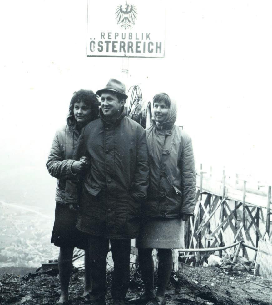 Ten je vedle cestovního ruchu hlavním zdrojem příjmu obyvatel (údaje se vztahují k šedesátým létům 20. století).