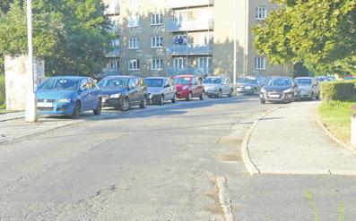 Okamžitě jsme aktivovali krizový štáb města Litvínova a bezprostředně reagovali na nepříjemnou situaci rozesíláním SMS zpráv občanům, kteří jsou zaregistrování do SMS InfoKanálu města Litvínova.