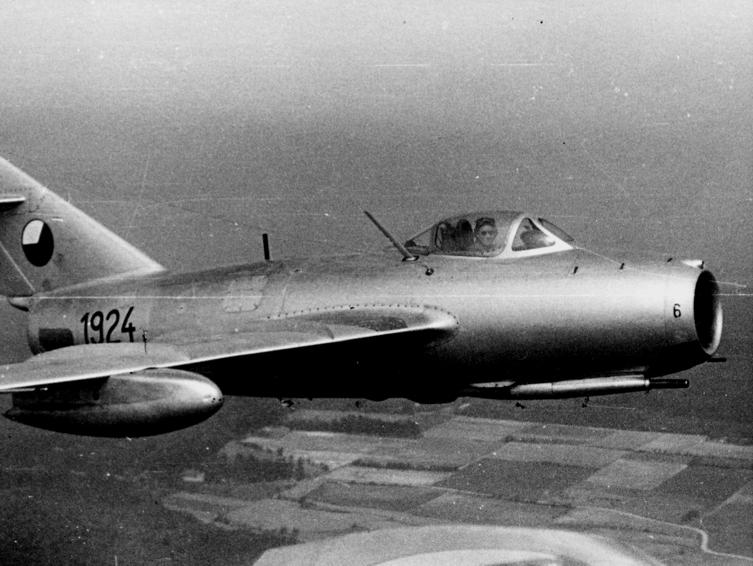 Patnáctka Letoun MiG-5 v čs.