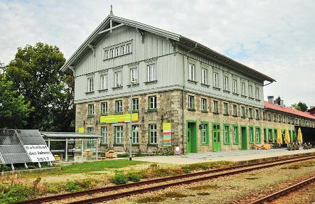 Původní stavba bohužel zchátrala takovým způsobem, že ji nebylo možné zachránit a její torzo muselo být strženo a kaple byla vystavěna na nových základech zcela nová.