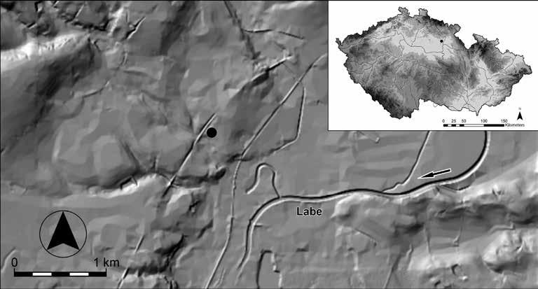PRAEHISTORICA XXXIII/1 2 UNIVERZITA KARLOVA, 2016 Obr. 1 Lochenice, okr. Hradec Králové. Poloha hrobu zachyceného v roce 1964. Fig. 1 Lochenice (Hradec Králové district).