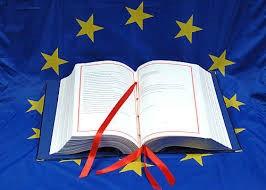 EÚ a viacjazyčnosť Jazyková rozmanitosť v Európskej únii 24 úradných jazykov EÚ približne 60 regionálnych a menšinových jazykov Rovnosť a práva všetkých úradných jazykov EÚ v európskom práve EÚ