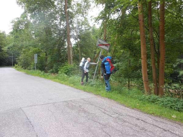 Den 1. Sešli jsme se ráno na hlavním nádraží v Praze a ze 7.