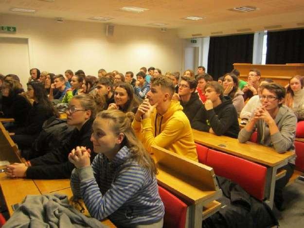Ve dnech 9.-12. prosince vyjelo 44 studentů z 2.-4.