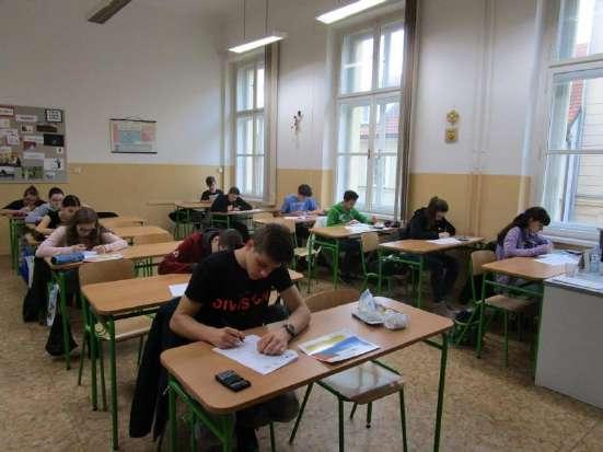 kola byla vyhlášena také doprovodná soutěž na téma: České názvosloví nejlepší na světě? Je to tak? Srovnání s jinými názvoslovími.
