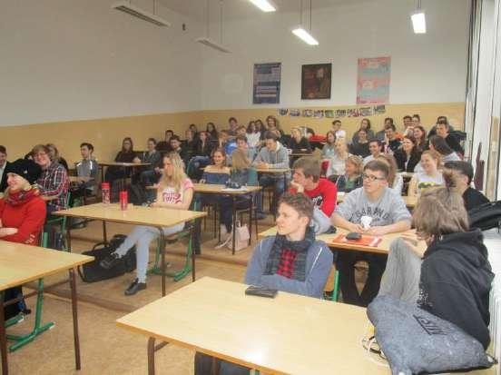 soutěže. Účast byla překvapivě vysoká, 16 soutěžících.