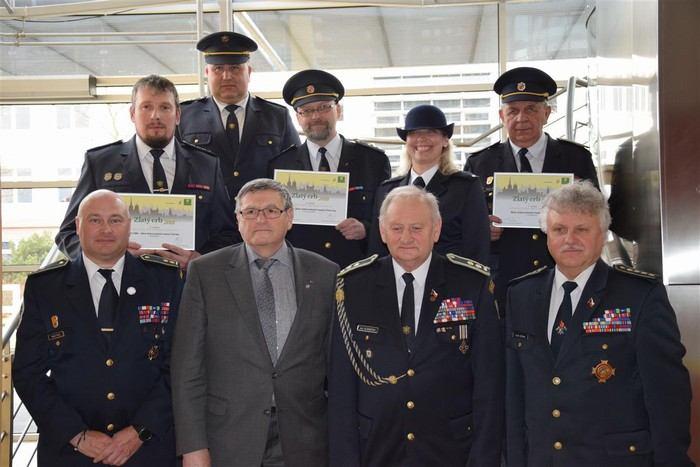 Řečice ve dnech 10. a 11. února. Váš zásah byl vysoce profesionální a zvlášť oceňuji přesnou koordinaci všech hasičských jednotek povolaných k zásahu. Jednotek bylo asi 9 a hasičů kolem 90.