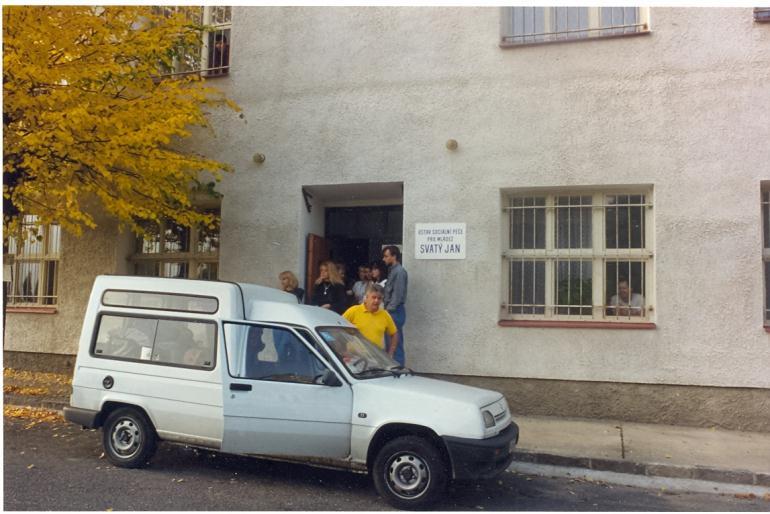 Od těch dob však uplynula hezká řádka let, ve kterých se změnil nejenom pohled veřejnosti na lidi s hendikepem, ale změnily