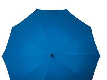 Jeho předností je nízká hmotnost, takže pokud si deštník opřete o rameno, ani ho neucítíte