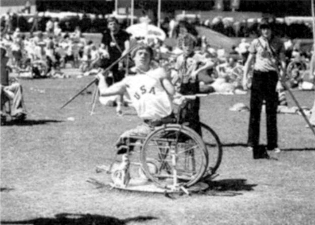 Obr. 5 Hod oštěpem na LPH 1976 (S.E.A.