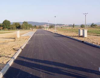 2007 V roce 2007 pokračovala obec v budování infrastruktury pro 21 rodinných domů v lokalitě za Štoksovým a byla