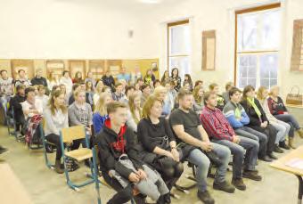 Pletařky se proto domluvily s místní iniciativou Život kostelům, která se zasazuje o obnovu a další využití kostelů Svaté Kateřiny a Nejsvětější Trojice, a požádaly představitele brodské farnosti o