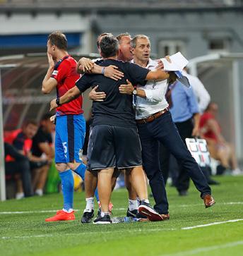 Sparta Praha 30 14 11 5 43:25 53 háněli a titul, který získali již v minulém 6. Liberec 30 13 7 10 37:35 46 7. Bohemians 1905 30 9 11 10 30:29 38 8. Teplice 30 8 10 12 32:40 34 9.