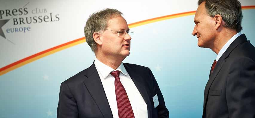 Robert-Jan Smits, generální ředitel GŘ pro výzkum, a Dr.