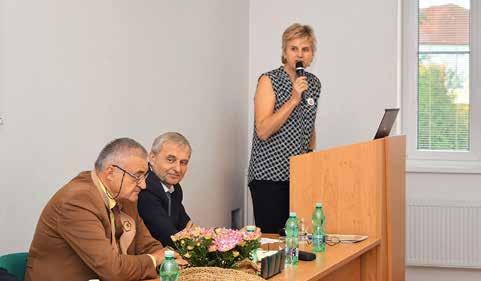 výročí svazu Českému svazu včelařů je 145! Předsedkyně Mgr. Jarmila Machová se ujala role moderátorky. Naslouchají Ing. Ľudovít Gál a Ing.
