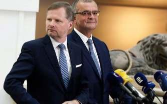 Z oslovených pak reagovala pouze předsedkyně Nadace Čech,Moravy a Slezska paní Julie Masopustová, která se k výzvě nejen připojila, ale připojila hlas pro Nadaci i do Senátu ČR.