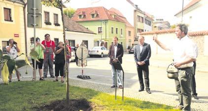 STRANA 6 BEROUNSKO PODBRDSKÉ NOINY 14 mezi berounskými branami Dotace Berounu pomáhají Rekonstrukci lávky přes dálnici uhradí dotace v plné výši Město Beroun si může připsat další úspěch v žádosti o