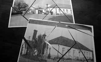 Na začátku večera si děti zasoutěžily ve skládání obrázků, které připravila knihovnice.