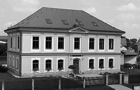 na Kuksu Čím jsou ty černilovské, kromě toho, že nabízejí spoustu krásných věcí, jiné? A tak mě napadlo využít jedinečnosti historie této krásné budovy.