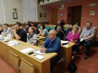 Odpovědi starostů nám pomohly upřesnit rozsah požadavků a odpovědné zhodnocení našich možností. S obcemi, které projevily zájem o pomoc s GDPR ze strany kanceláře CSS, dohodneme konkrétní postup.