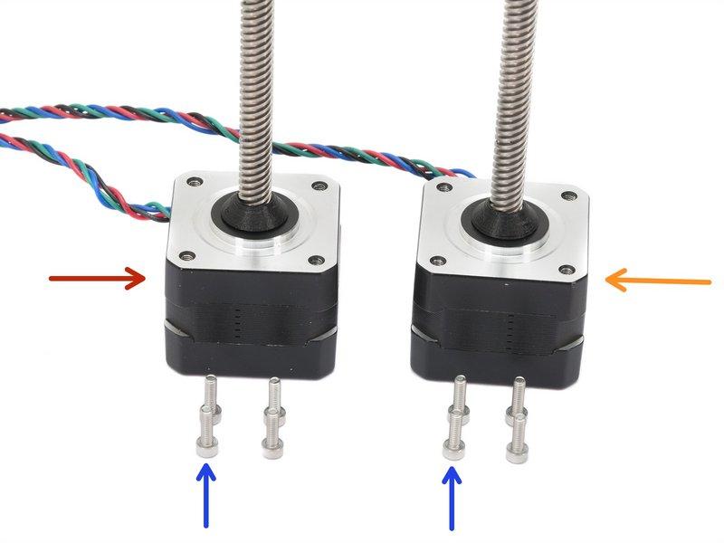 Step 4 Osa Z: montáž motorů Pro následující krok si prosím připravte: Levý motor osy Z